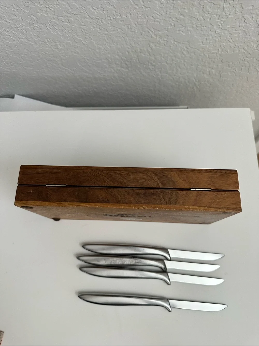 Vintage Gerber Miming Legendary Blades-Steak Knives-Set of 4-Original Walnut Box